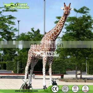 Life-size Fiberglass Statues Giraffe thumbnail-2