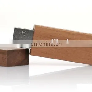 Personalized High Quality Wooden Usb 3.0 32gb for Sale thumbnail-2
