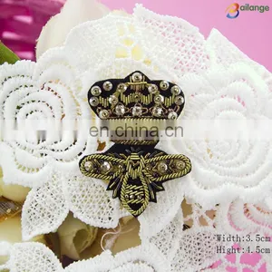 Unique Parrot Designs Metallic Embroidery Patch for Women Bags thumbnail-5