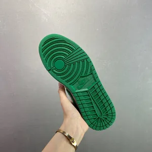 Air Jordan AJ1 LowCustom Color WG8850-012Couples' Fashionable Sports Running Shoes and Basketball Shoes thumbnail-4