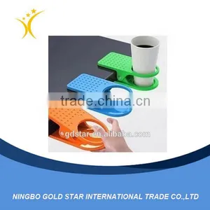Hot Sale Practical Colourful Table Cup Holder Clip With Plastic thumbnail-1