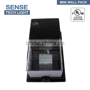 New Design 20W UL Mini Led Wall Pack 102Lm/W LED Outdoor Wall Light thumbnail-2