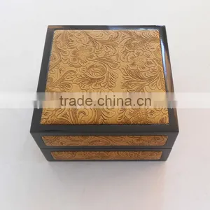 Exquisite Wooden Watch Box thumbnail-1