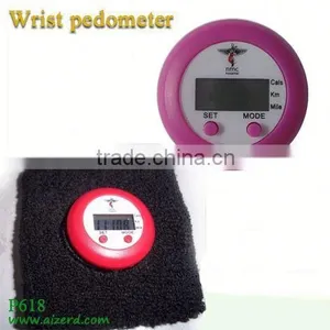 Free Sample Mini ce Pedometer thumbnail-1