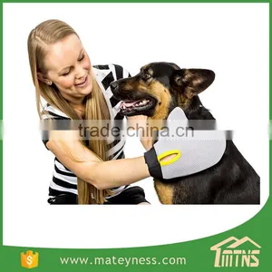 Dog & Cat Pet Grooming Glove thumbnail-4
