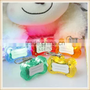 Led Pet Tag Lovely Bone Shaped Dog Collars & Leads Dog Cat Toy Flashing Light Puppy Pendant With Key Chain thumbnail-2