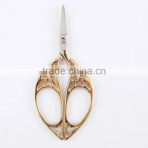 Golden Hollow Pattern Knitting Sewing Thread Scissor Vintage Fancy Scissors thumbnail-1