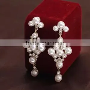 NEW Fashion Diamond Alloy Imitation Pearl Sut Earring thumbnail-2