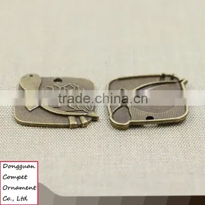 Wholesale Diy Accessories Zinc Alloy Turtle Pattern Square Pendant thumbnail-3