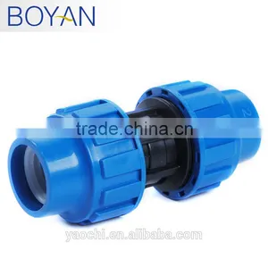 Equal Coupling pp Compression Fitting thumbnail-1