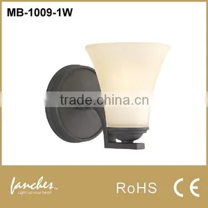 Classical Wall Lamp thumbnail-1