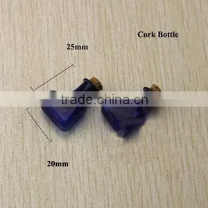 Heart Shaped Glass Bottle thumbnail-2