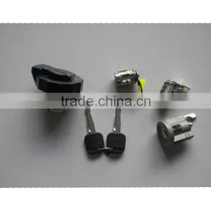 Kairui Auto Complete Cylinder Lock Broad Body Renren JMC QINGLING Pick up Truck Spare Parts thumbnail-5