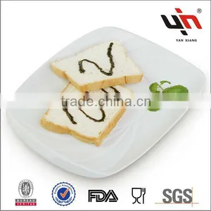 Porcelain Dinner Plate thumbnail-1