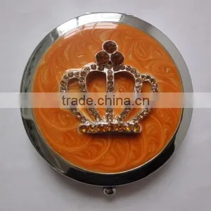 Decorative Compact Mirror With Crown thumbnail-1