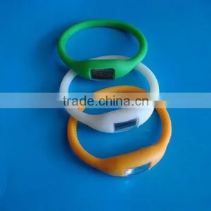 Light Green 2014 Silicone Watches Promotion Trade Show Silicone Watch thumbnail-1