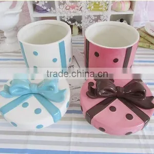 Wedding Decora Ceramic Mini Suitcase Gift Box thumbnail-5