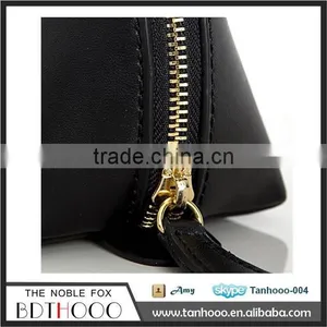 10 Years Factory Promotion Simple Design Newest Handmade Custom Makeup Bag For Women and Men thumbnail-3