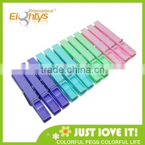 Used Household Items Hanging Colored Plastic Peg for Cloths thumbnail-2