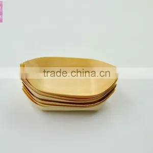 Poplar Sushi Boat Tray thumbnail-1