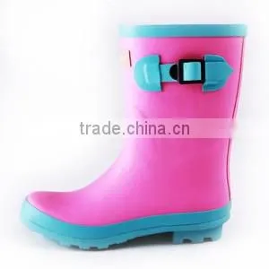 New Design Rubber Rain Boots From China thumbnail-1