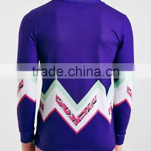 OEM Sports T-Shirt for Men Tight Fit Long Sleeve t Shirt With Curved Hem Slim Fit Training Shirts thumbnail-2