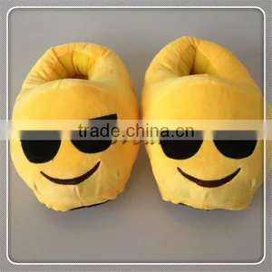 Hot Selling Plush Slipper Emoji Splipper Wholesale Price Plush Soft Toy Slippers thumbnail-3