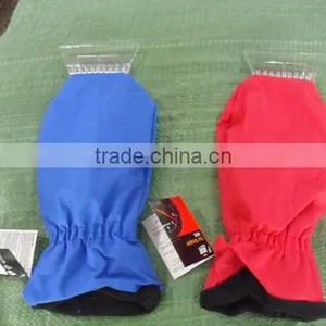 Auto Accessories Mitt Ice Scraper thumbnail-3