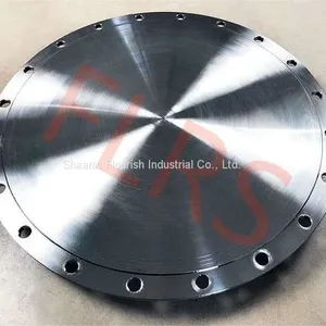 ps106456657-annealing_and_normalizing_pipe_flanges_painted_black_size_from_1_2_inch_to_24_inch_stand