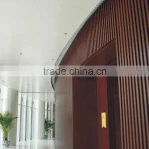 Strong Weather Resistance Wood Grain Aluminum Metal Screen Linear Ceiling U Channel Screen Ceiling Panel thumbnail-6