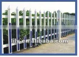 PVC Road Fence thumbnail-1