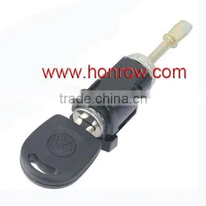 VW Passat B5 Right Door Lock (old Model) thumbnail-1