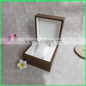 2015 Creative Luxury Watch Box With Custom Logo Printing thumbnail-2
