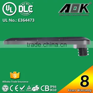 UL DLC 8 Years Warranty IK10 LED Parking Light for Square Pole thumbnail-3