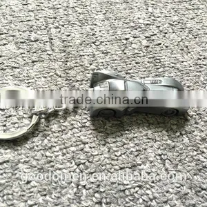 China Factory Cheap Unique Auto Parts Keychain thumbnail-2
