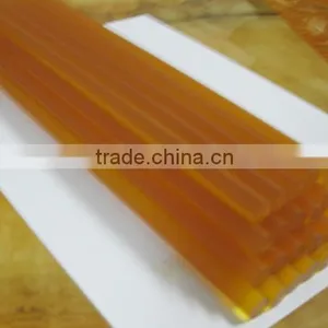 China PO/EVA Amber Yellow Hotmelt Adhesive Glue Stick for Electronic Toys thumbnail-3