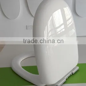 China Factory Supply Plastic Material 3 Piece Toilet Seat thumbnail-3