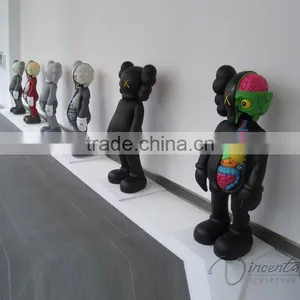 Whoelsale Outdoor Decoration Resin Craft Fiberglass Kaws Companion thumbnail-3