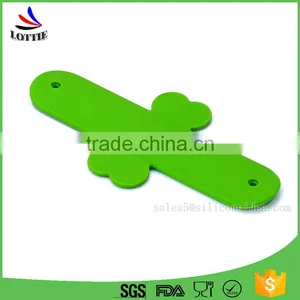 Low Price Custom Logo Silicone Mobile Phone Holder Fashion Silicone Holder for Phone thumbnail-1