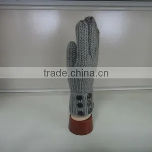 Mittens thumbnail-1