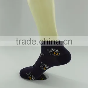 Men Sport Ankle Socks Bulk Wholesales With Cushion Pading on Foot thumbnail-3