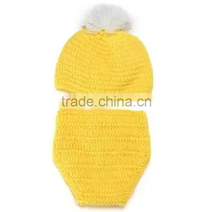 2016 Fashion Baby Handmade Cartoon DUCK Model Knitted Hat Baby Hat Pant Shoes Set thumbnail-3