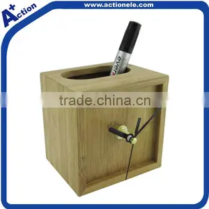 Bamboo Pen Holder Clock thumbnail-1