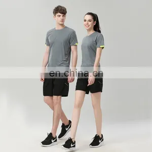 Wholesale Unisex Plain Dyed Custom Logo Quick Dry Polyester T Shirt thumbnail-1