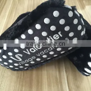 Sea-Otter Paw Slippers thumbnail-2