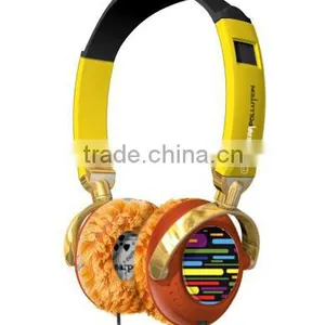 2015 OEM Folding Headset for Mp3 thumbnail-4