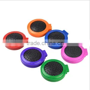 Round Foldable Pocket Mini Mirror With Comb thumbnail-6