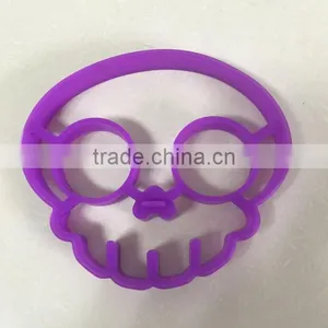 Egg-A-Matic Skull Fried Egg Mold Boiled Egg Silicone Rubber thumbnail-1