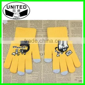 Practical Functional Winter Smart Glove for Smartphone Printed thumbnail-1
