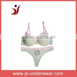 Young Girl's Bra & Panty thumbnail-1